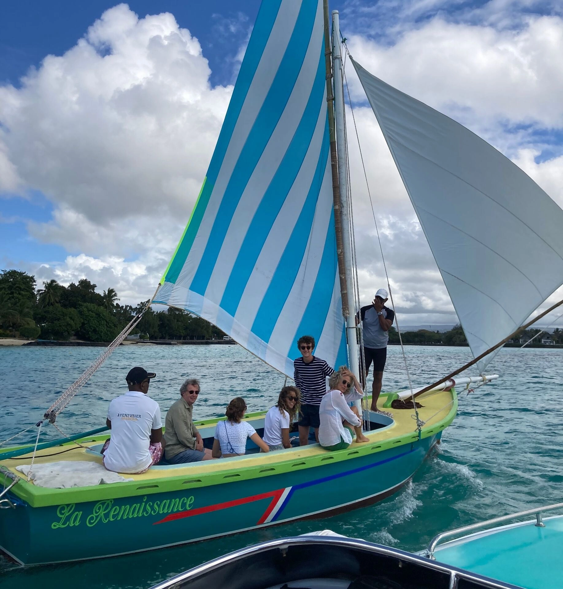 Pirogue à voile